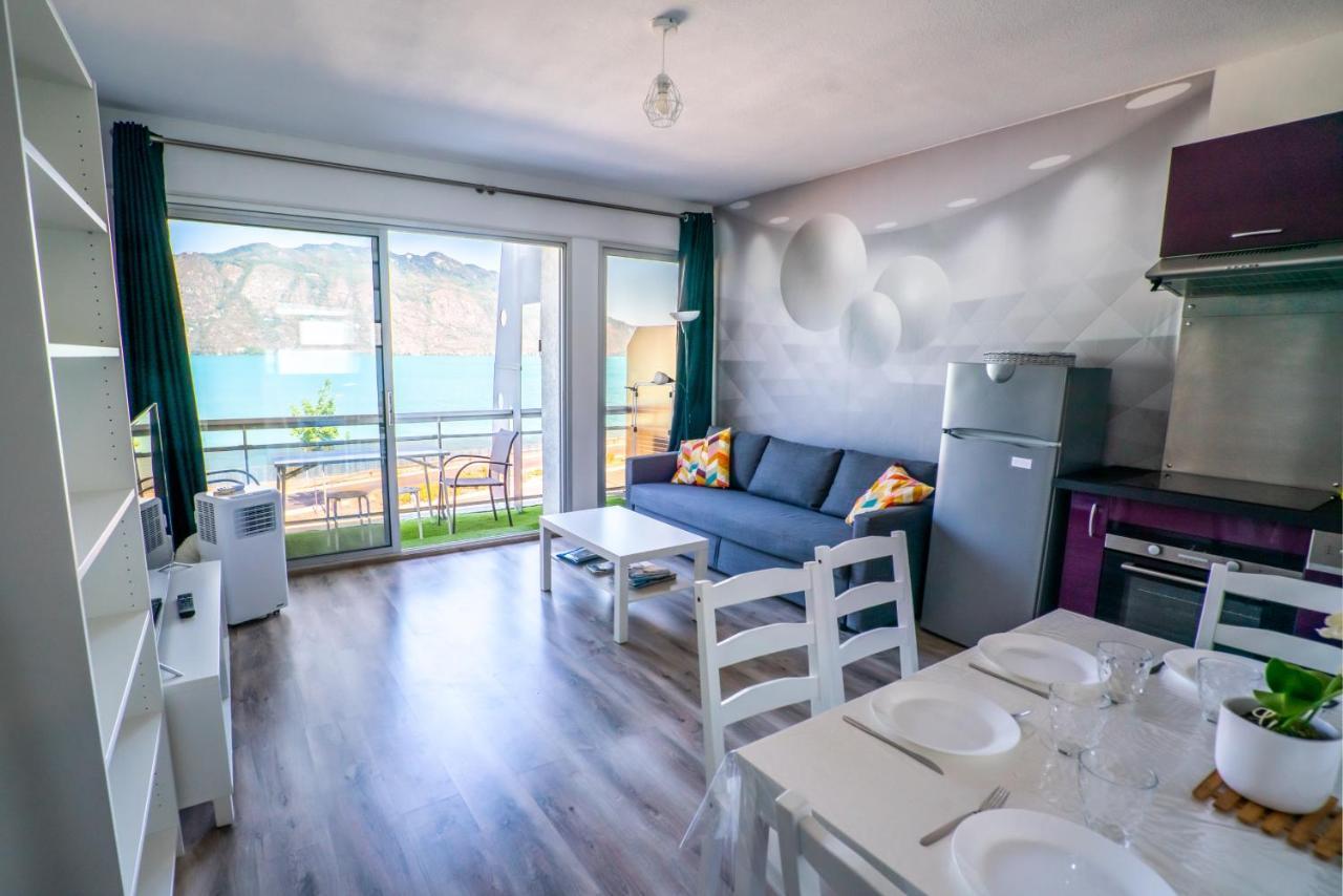 Cabana & Fenetre Sur Lac - Terrasse & Parking Tresserve Luaran gambar
